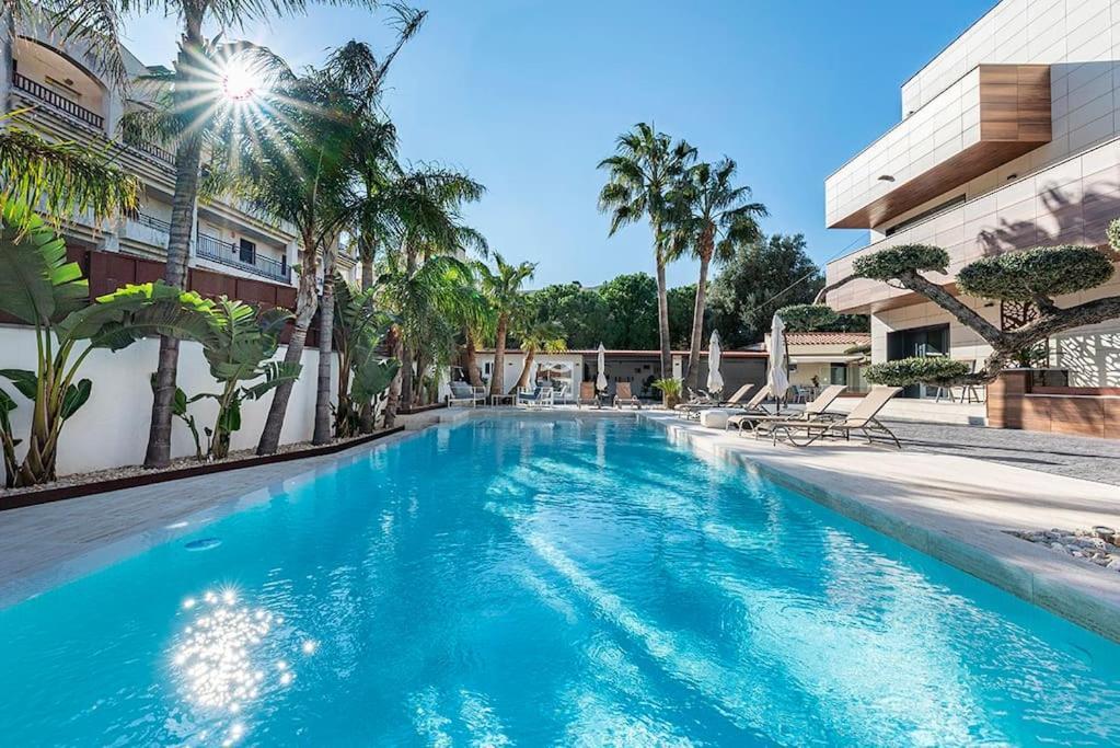 5 Stelle Piscina, Jacuzzi, Wifi - 2 Min Dal Mare Apartment Miami Playa ภายนอก รูปภาพ