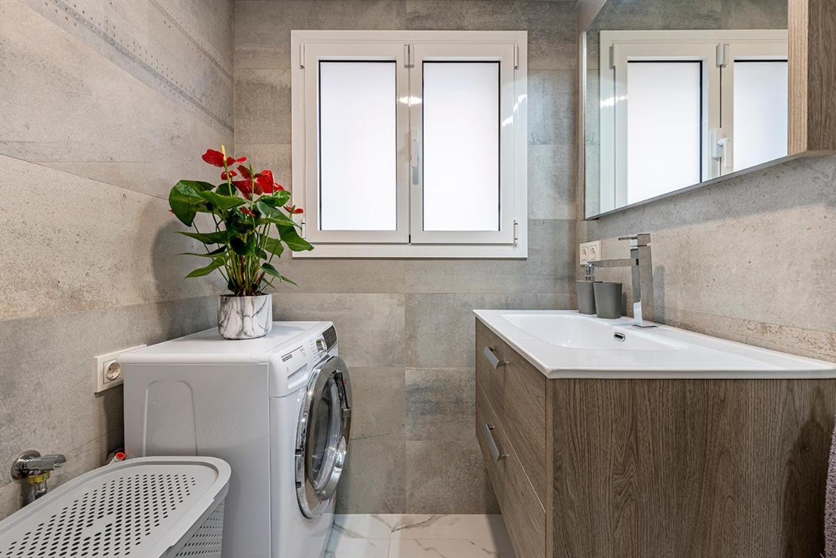 5 Stelle Piscina, Jacuzzi, Wifi - 2 Min Dal Mare Apartment Miami Playa ภายนอก รูปภาพ