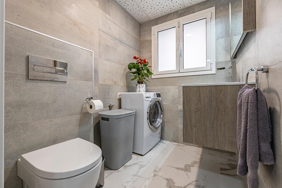 5 Stelle Piscina, Jacuzzi, Wifi - 2 Min Dal Mare Apartment Miami Playa ภายนอก รูปภาพ